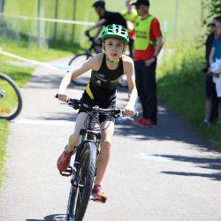 Kinder-Triathlon-Buelach-2